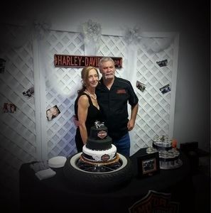 Meet your Posher, Sharon